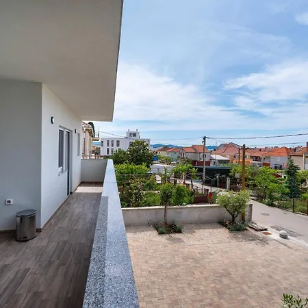 My Dalmatia - Blagdan One With Private Parking Apartmán Zadar
