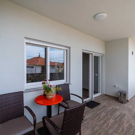 My Dalmatia - Blagdan One With Private Parking Zadar