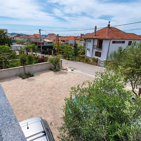 My Dalmatia - Blagdan One With Private Parking Apartament