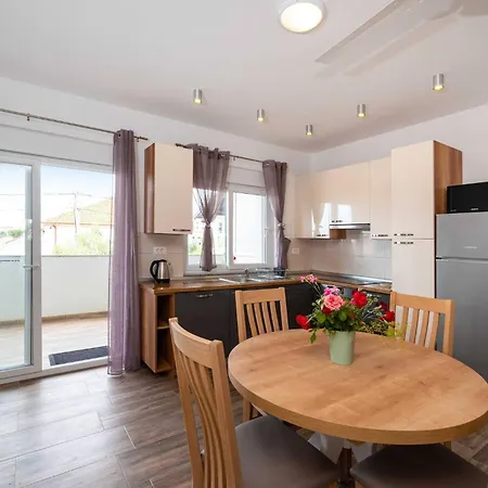 Apartament My Dalmatia - Blagdan One With Private Parking Zadar