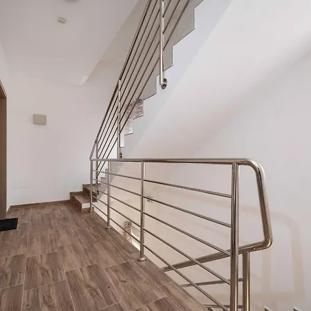 My Dalmatia - Blagdan One With Private Parking Apartament