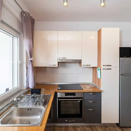 My Dalmatia - Blagdan One With Private Parking Appartement *