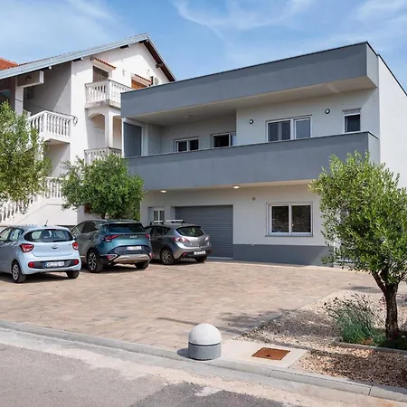 Apartament My Dalmatia - Blagdan One With Private Parking *