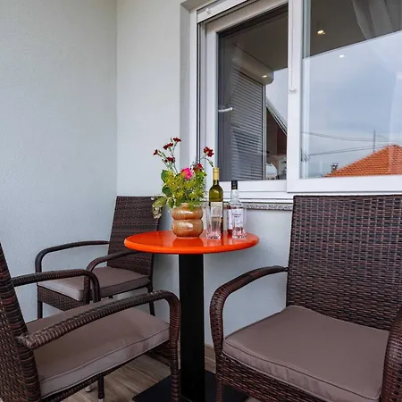 My Dalmatia - Blagdan One With Private Parking *