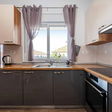 My Dalmatia - Blagdan One With Private Parking